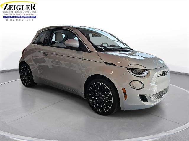 2025 Fiat FIAT 500e 500e ICONA 2025 Fiat FIAT 500e 500e ICONA