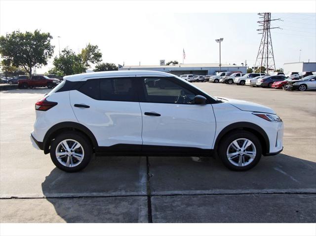 2025 Nissan Kicks S
