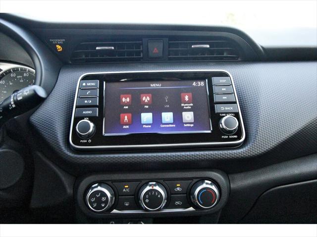 2025 Nissan Kicks S