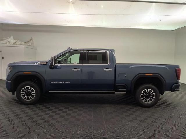 2025 GMC Sierra 3500HD 4WD Crew Cab Standard Bed Denali
