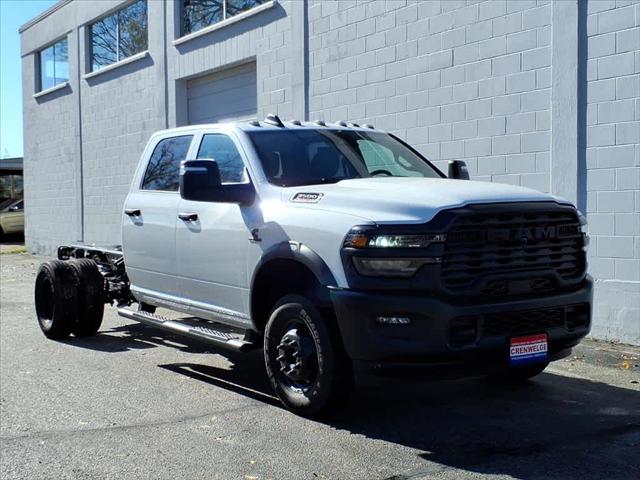 2026 RAM Ram 3500 Chassis Cab RAM 3500 TRADESMAN CREW CAB CHASSIS 4X4 60 CA 2026 RAM Ram 3500 Chassis Cab RAM 3500 TRADESMAN CREW CAB CHASSIS 4X4 60 CA