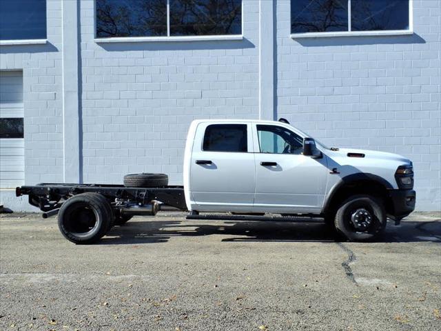 2026 RAM Ram 3500 Chassis Cab RAM 3500 TRADESMAN CREW CAB CHASSIS 4X4 60 CA