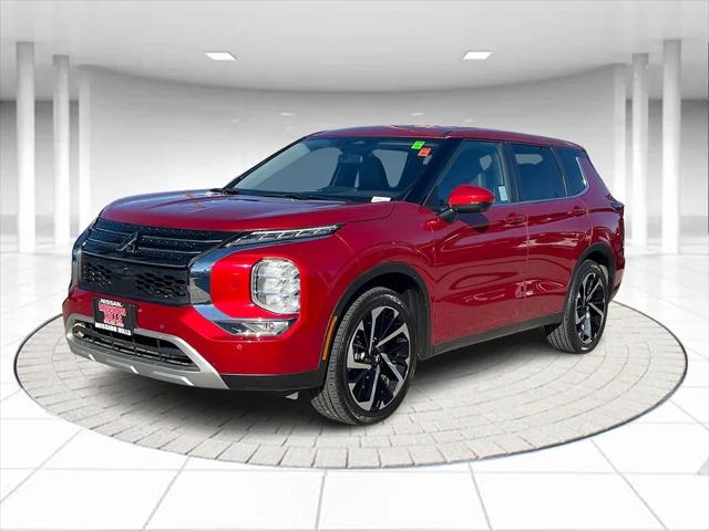 2024 Mitsubishi Outlander SE Black Edition w/Pano Roof S-AWC 2024 Mitsubishi Outlander SE Black Edition w/Pano Roof S-AWC