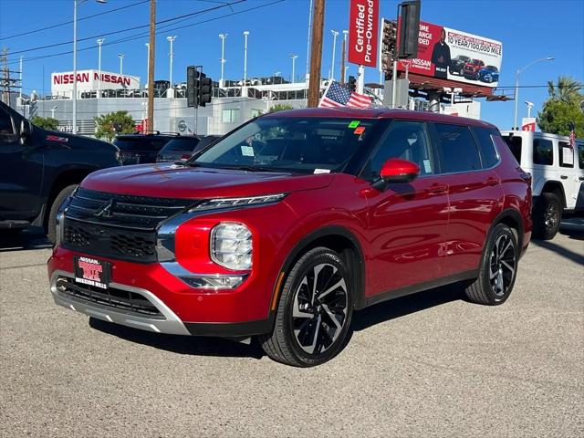 2024 Mitsubishi Outlander SE Black Edition w/Pano Roof S-AWC 2024 Mitsubishi Outlander SE Black Edition w/Pano Roof S-AWC