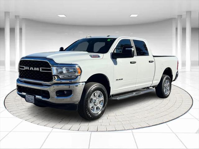 2024 RAM 2500 Big Horn Crew Cab 4x4 64 Box 2024 RAM 2500 Big Horn Crew Cab 4x4 64 Box