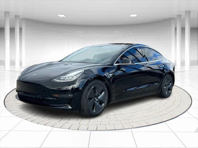 2019 Tesla Model 3 Standard Range Plus 2019 Tesla Model 3 Standard Range Plus