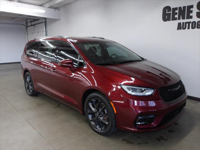 2021 Chrysler Pacifica Touring 2021 Chrysler Pacifica Touring