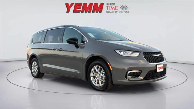 2025 Chrysler Pacifica PACIFICA SELECT