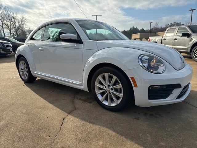 2018 Volkswagen Beetle 2.0T S 2018 Volkswagen Beetle 2.0T S