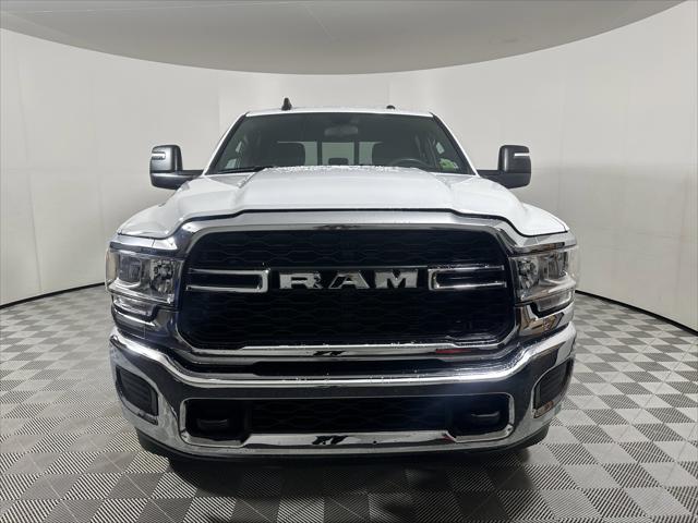 2024 RAM 2500 Tradesman Crew Cab 4x4 64 Box