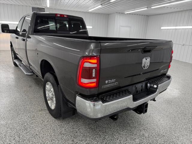 2023 RAM 3500 Big Horn Crew Cab 4x4 8 Box 2023 RAM 3500 Big Horn Crew Cab 4x4 8 Box