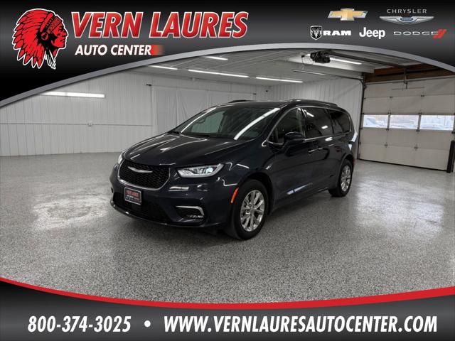 2021 Chrysler Pacifica Touring L AWD