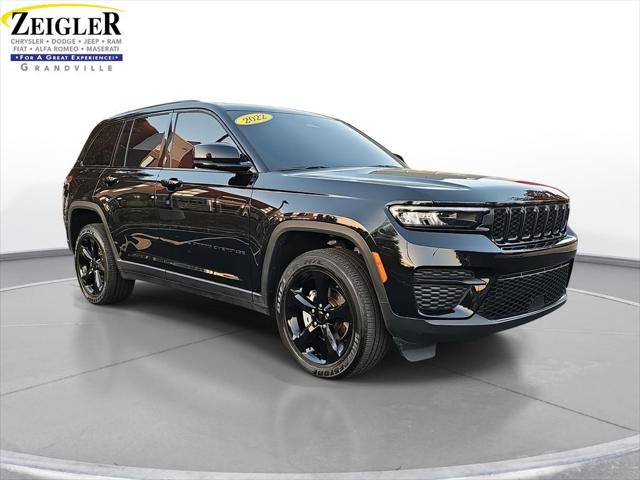 2022 Jeep Grand Cherokee Altitude 4x4 2022 Jeep Grand Cherokee Altitude 4x4