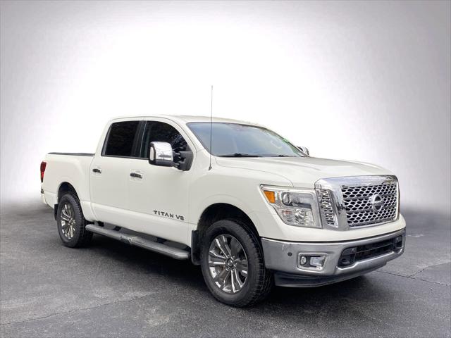 2019 Nissan TITAN SL