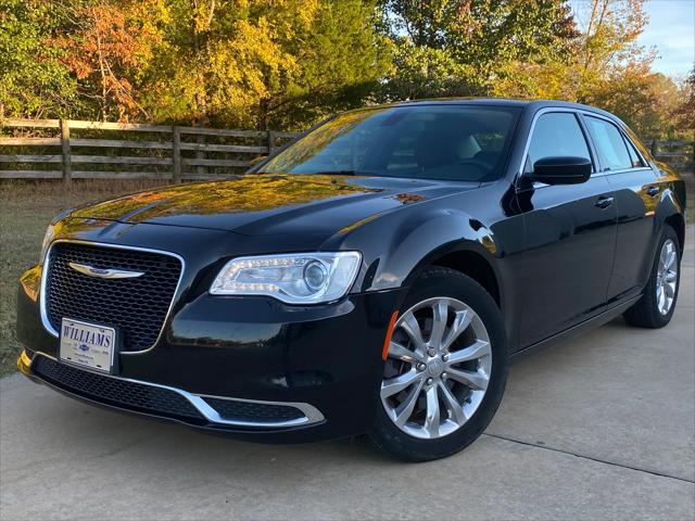 2018 Chrysler 300 Touring AWD 2018 Chrysler 300 Touring AWD