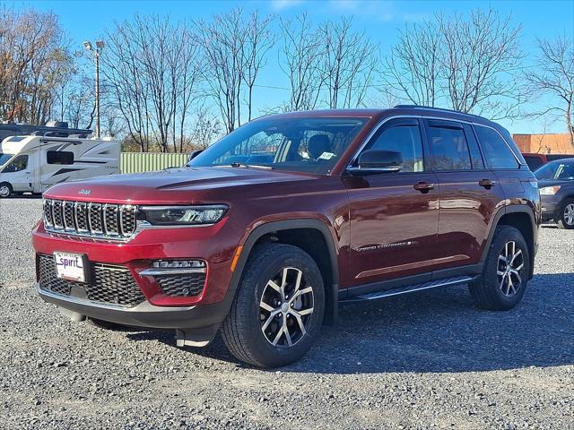 2023 Jeep Grand Cherokee Limited 4x4 2023 Jeep Grand Cherokee Limited 4x4