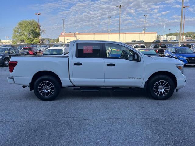 2024 Nissan TITAN Crew Cab SV 4x4 2024 Nissan TITAN Crew Cab SV 4x4