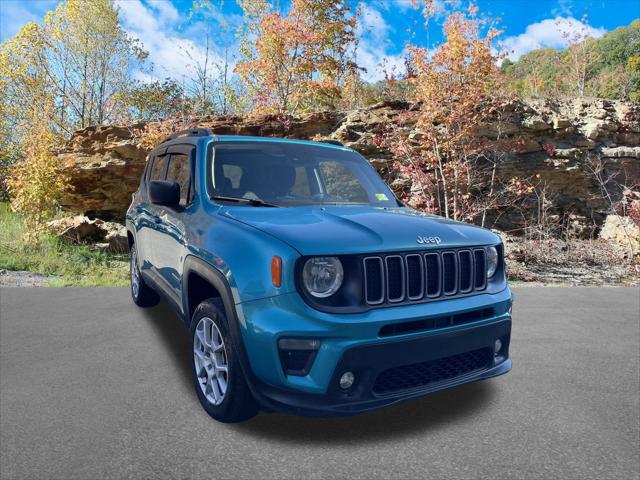 2022 Jeep Renegade Latitude 4x4 2022 Jeep Renegade Latitude 4x4