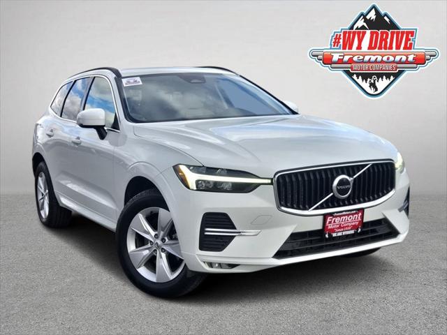 2022 Volvo XC60 B5 Momentum