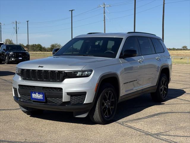 2024 Jeep Grand Cherokee L Altitude X 4x2 2024 Jeep Grand Cherokee L Altitude X 4x2