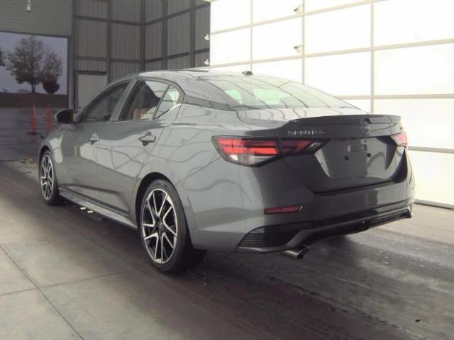 2024 Nissan Sentra SR Xtronic CVT