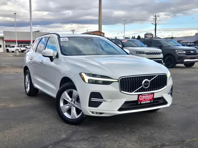 2022 Volvo XC60 B5 Momentum