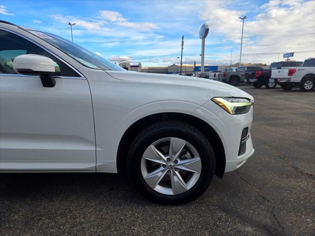 2022 Volvo XC60 B5 Momentum