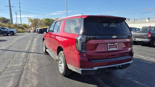 2025 Chevrolet Suburban 4WD LT
