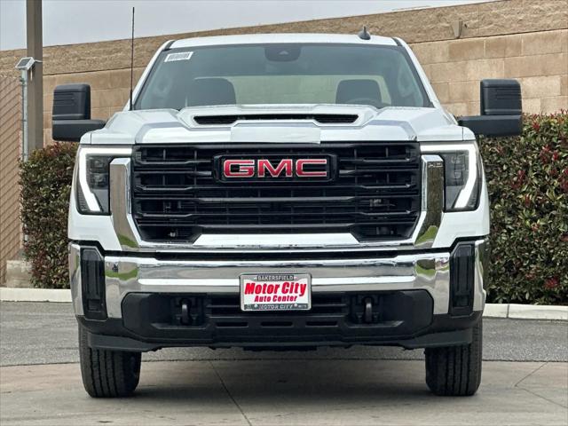 2026 GMC Sierra 2500HD Crew Cab, Standard Bed, Pro, RWD
