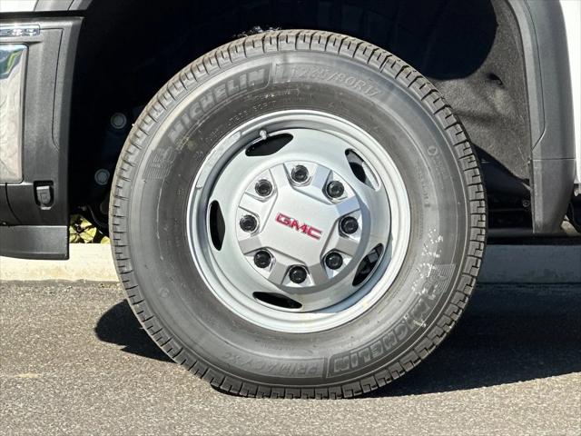 2026 GMC Sierra 3500HD Pro