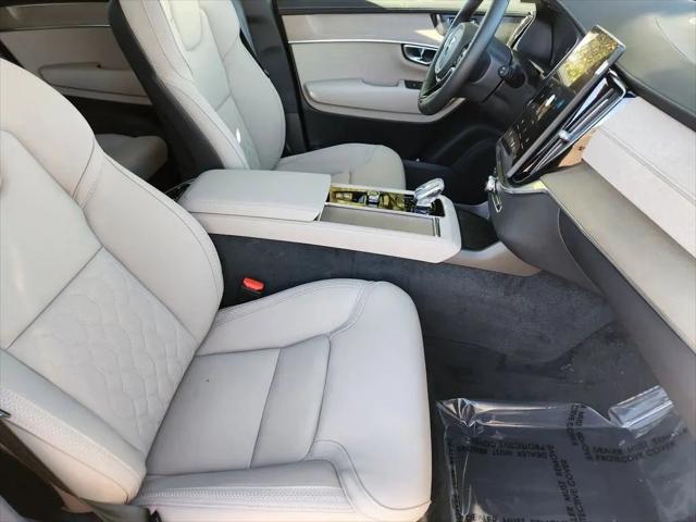2026 Volvo XC90 Plus, B6 AWD Gas (mild hybrid), Gasoline, Bright, 7 Seats