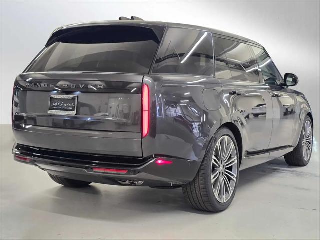 2025 Land Rover Range Rover P530 SE 7 Seat