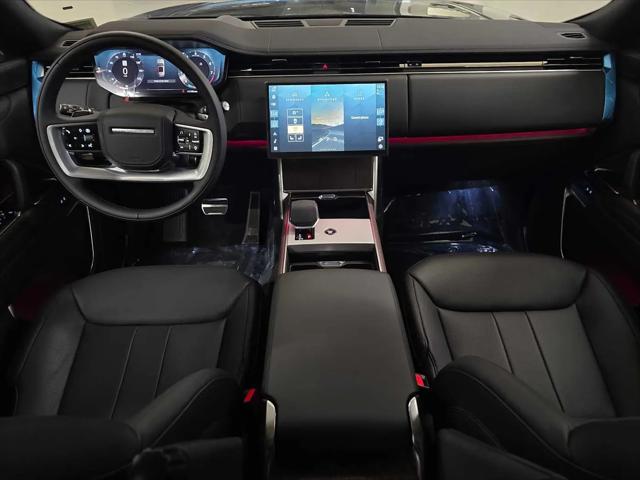 2025 Land Rover Range Rover P530 SE 7 Seat