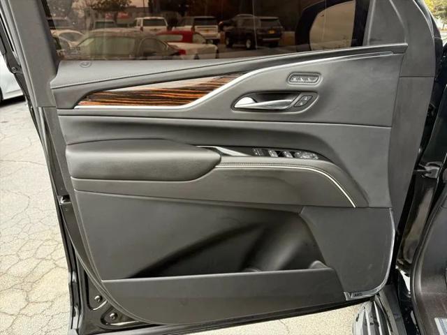 2021 Cadillac Escalade 2WD Premium Luxury