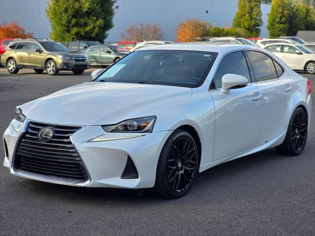 2017 Lexus IS 200t 200t