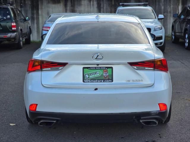 2017 Lexus IS 200t 200t
