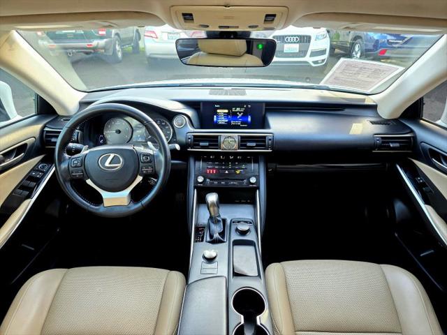 2017 Lexus IS 200t 200t