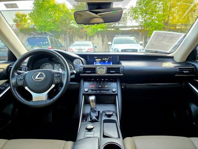 2017 Lexus IS 200t 200t