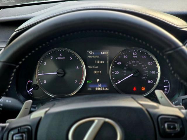 2017 Lexus IS 200t 200t