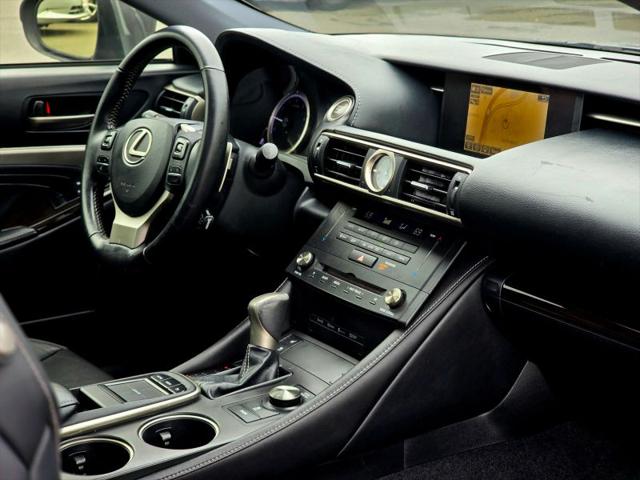 2016 Lexus RC 200t 200t