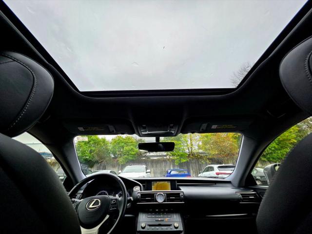 2016 Lexus RC 200t 200t