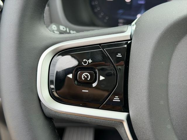 2026 Volvo XC90 Ultra, B6 AWD Gas mild hybrid, Gasoline, Bright, 7 Seats