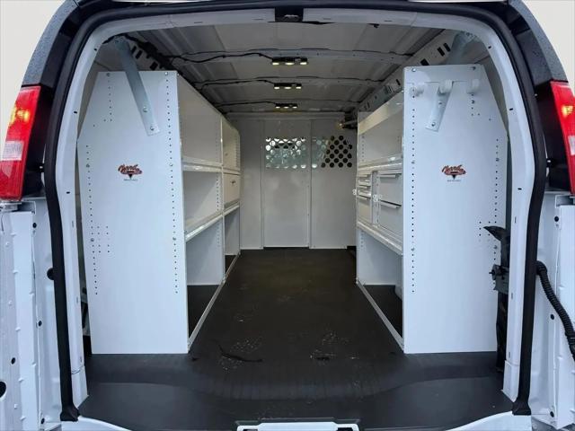2025 Chevrolet Express Cargo Van RWD 2500 Regular Wheelbase WT