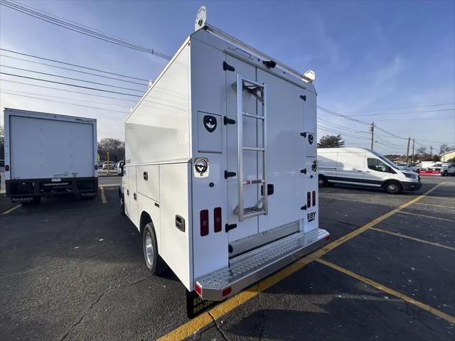 2025 Ford Transit Cutaway Unknown