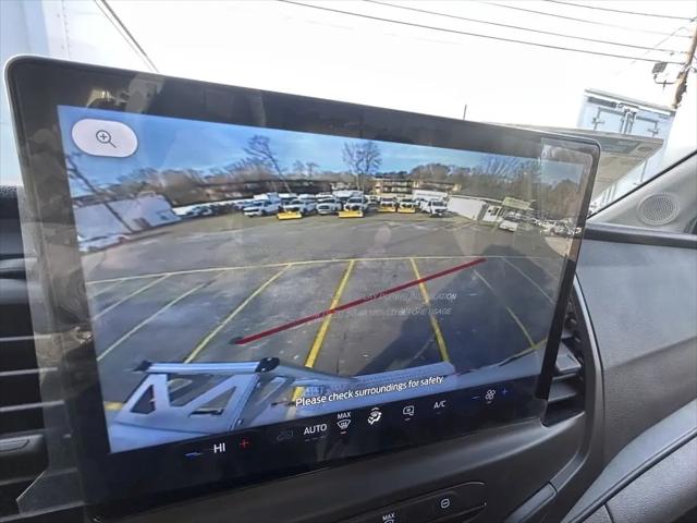 2025 Ford Transit Cutaway Unknown