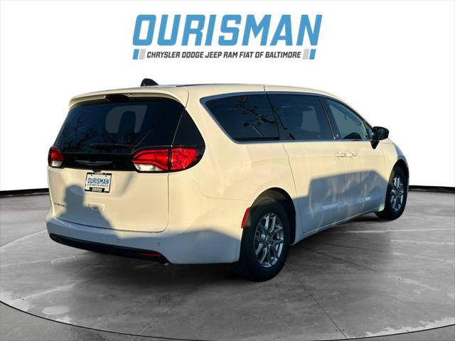 2026 Chrysler Voyager LX