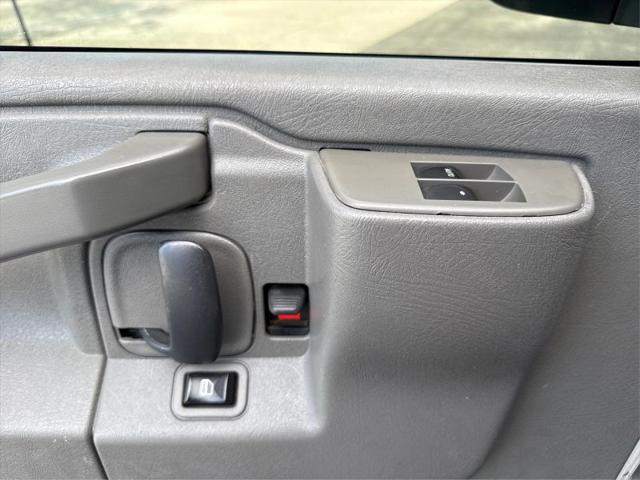 2018 Chevrolet Express Cutaway Work Van
