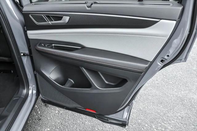 2026 Volkswagen Atlas Peak Edition