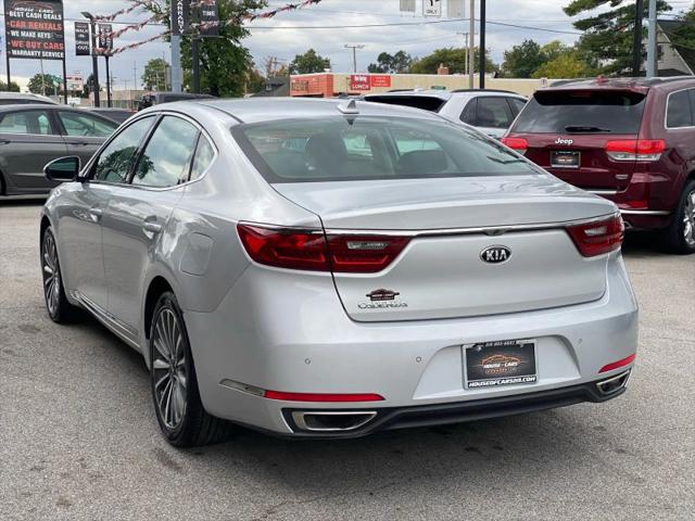 2017 Kia Cadenza Premium