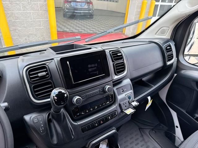 2026 Ram ProMaster Cargo Van SLT